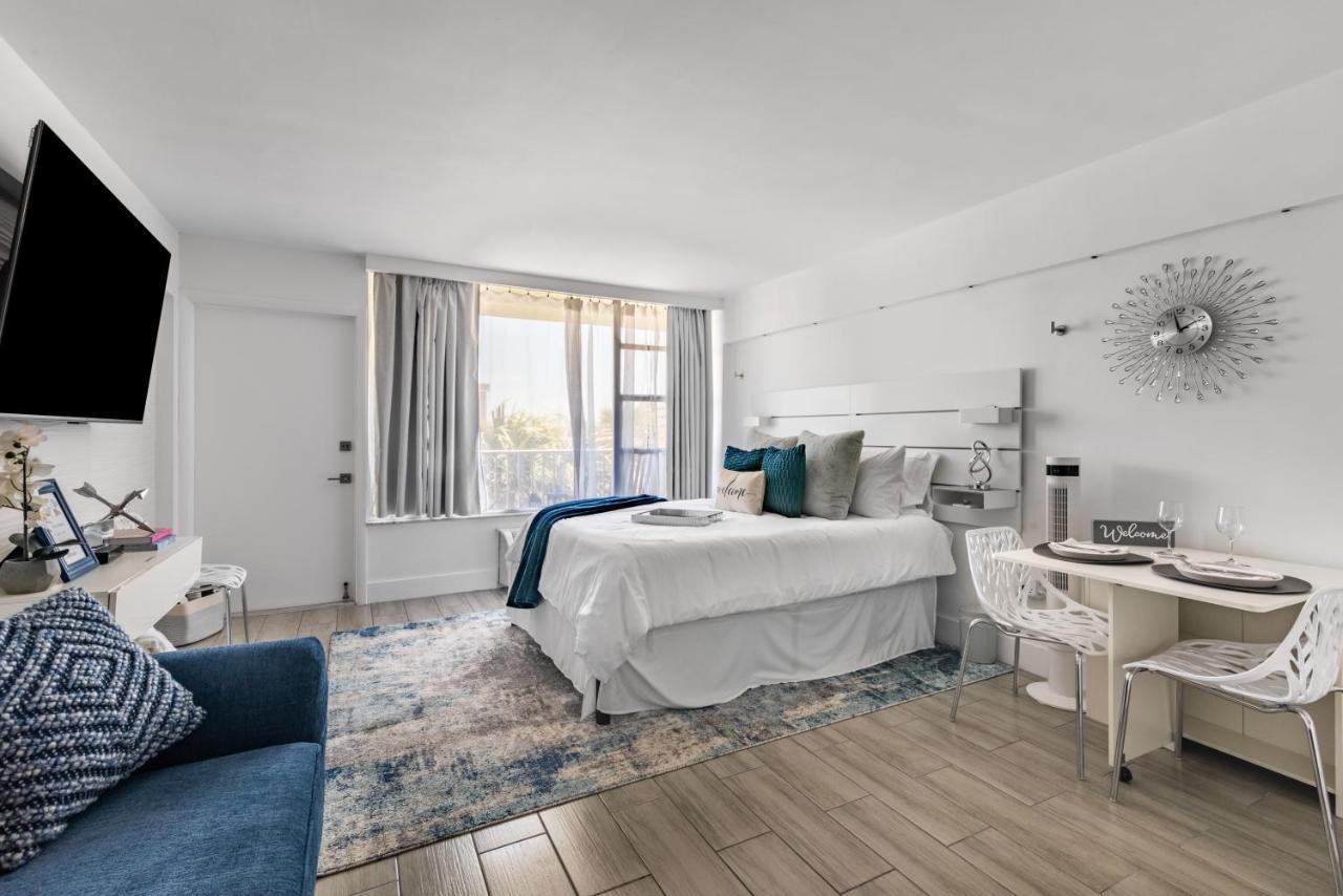 Newly Renovated Oceanfront Studio W/ Balcony - Daytona Beach Apartamento Exterior foto